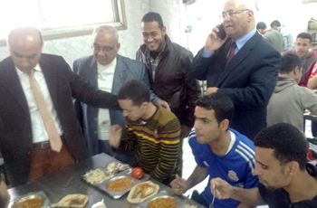 زيارة أبوية تفقدية لنائب شئون التعليم والطلاب للمدن الجامعية بكفر سعد
