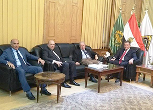 رئيس جامعة بنها يستقبل رئيس جامعة عين شمس لمناقشة الشراكة والتعاون بين الجانبين