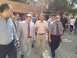 Prof. Dr. El Sayed Yusuf El Kady inspects Faculty of Commerce