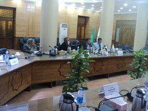 Le Conseil de l'Université de Benha discute comment se préparer pour la nouvelle année universitaire.
