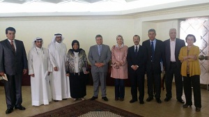 Le professeur Elsayed Elkaddi rencontre une délégation de l'Agence nationale de l'accréditation et de la qualité du Koweït au Caire.
