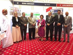 L'Université de Benha participe à la Foire de l'enseignement supérieur dans le Sultanat d'Oman.