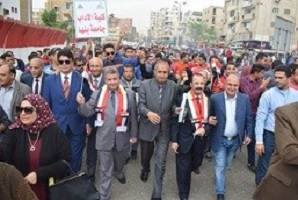 Egypt's youth are able to hold the responsibility of the this homeland” says El-Kady to Benha University's students in a crowded march