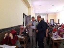 The vice University president inspects the exams of the faculty of agriculture