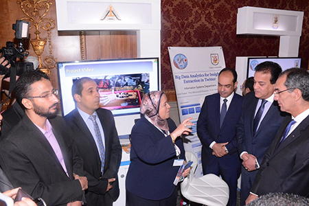 Minister of High Education inspects faculty of Computers and Artificial Intelligence Pavilion  
