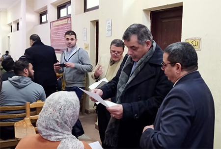 El Maghraby inspects Exams at Faculty of Law