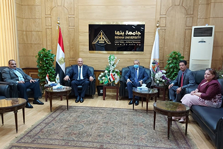 Major General Abdel Hamid Al-Hagan congratulates Dr.Gamal Soussa for his New Position