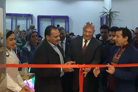 Benha University President opens Furniture Design Gallery for Faculty of Applied Arts Students'