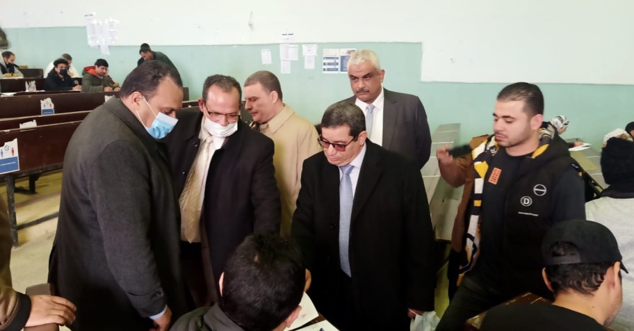 Dr.Tamer Samir inspects the First Semester Exams at Faculty of Law