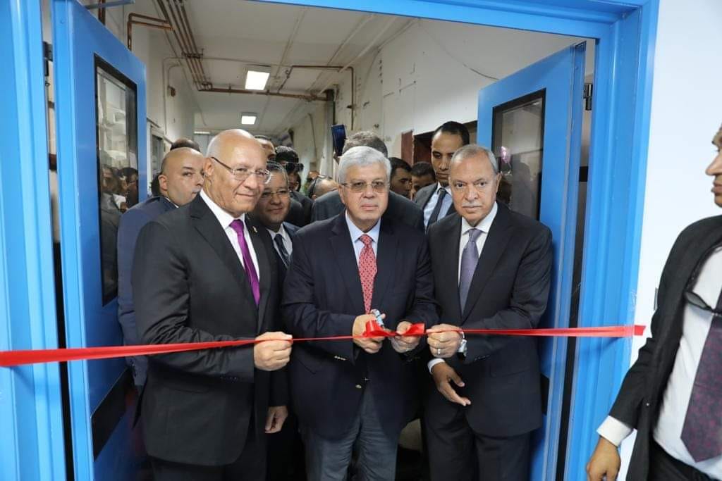 The minister of higher education inspects and inaugurates several medical establishments in Benha University 