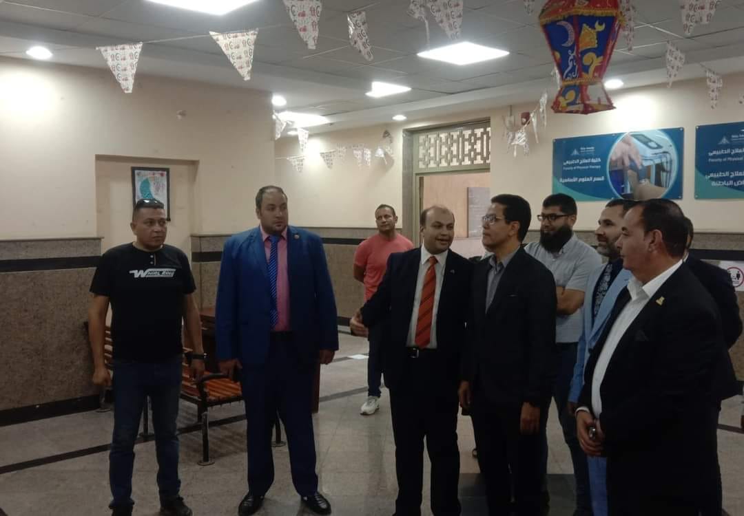 The acting president of the university inspects the faculty of physical therapy and the external clinics