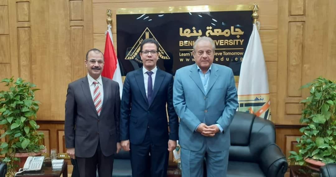 Dr.Safwat Zahran congratulates Dr.Nasser El Gizawy for his New Position
