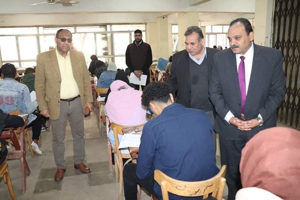 Dr.Tamer Samir inspects the First Semester Exams at Faculty of Agriculture