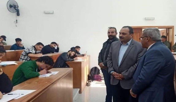 Dr.Tamer Samir inspects the First Semester Exams at Obour Campus