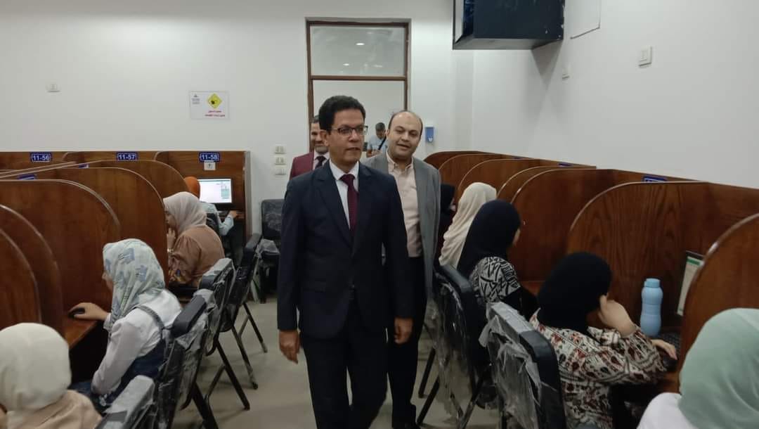 BU President inspects the Second Semester Exams at Faculties of Law and Physical Therapy