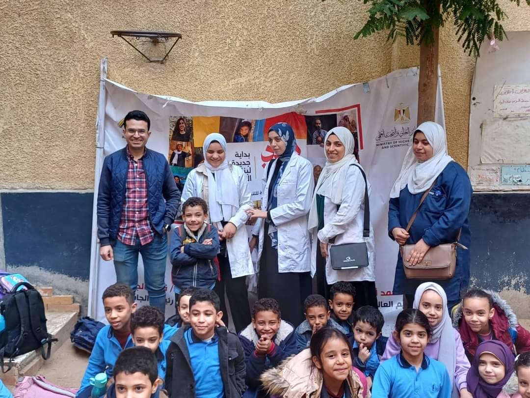 Benha University Organized a Specialized Medical Convoy for Eye Diseases at Al-Azhar Institute in Benha