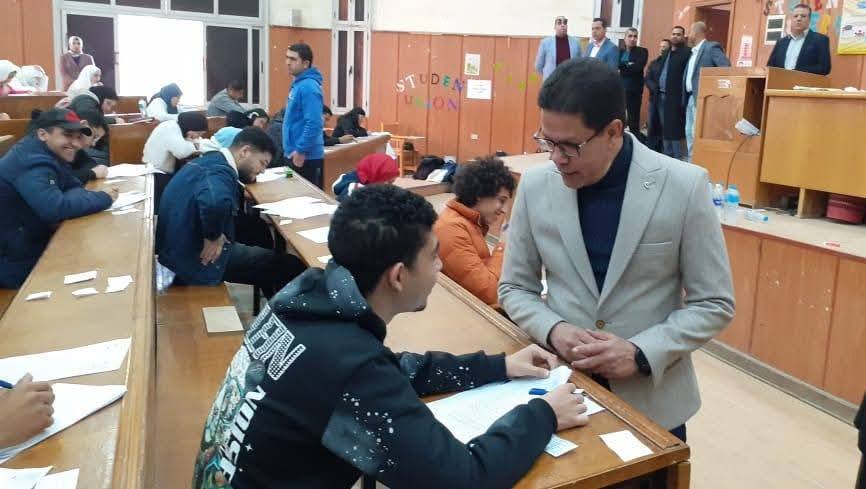 President of Benha University Inspected Examination Progress at the Faculties of Agriculture and Veterinary Medicine