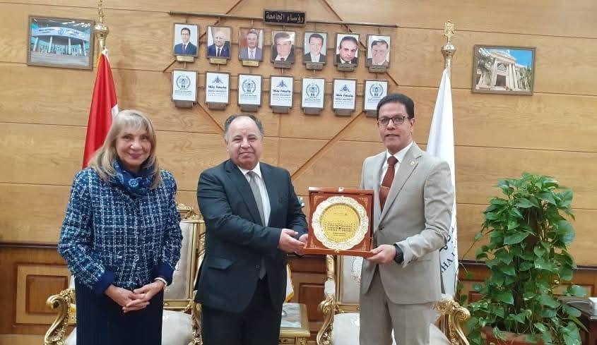 President of Benha University Received Former Minister of Finance