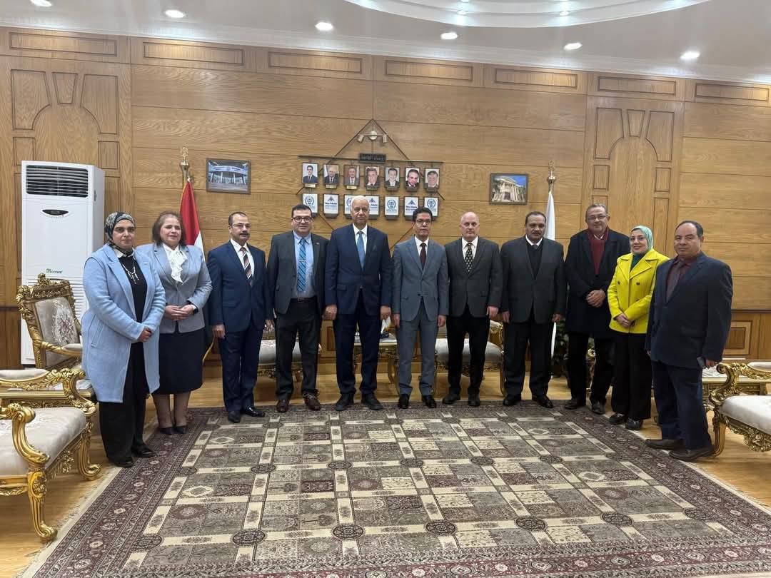 President of Benha University Received Delegation from the University of Louisville