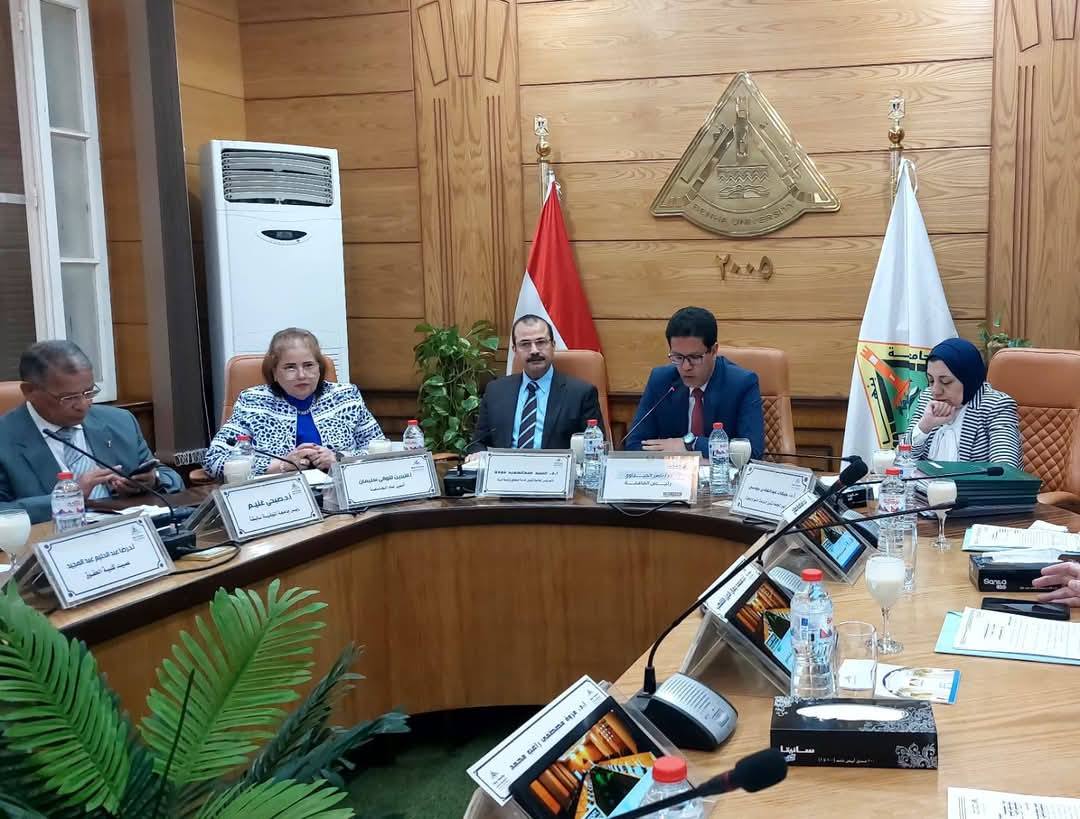 Prof. Nasser El-Gizawy congratulated Mr. President Abdel Fattah El-Sisi on the occasion of Labor Day celebrations and confirms the completion of preparations for the second semester exams.