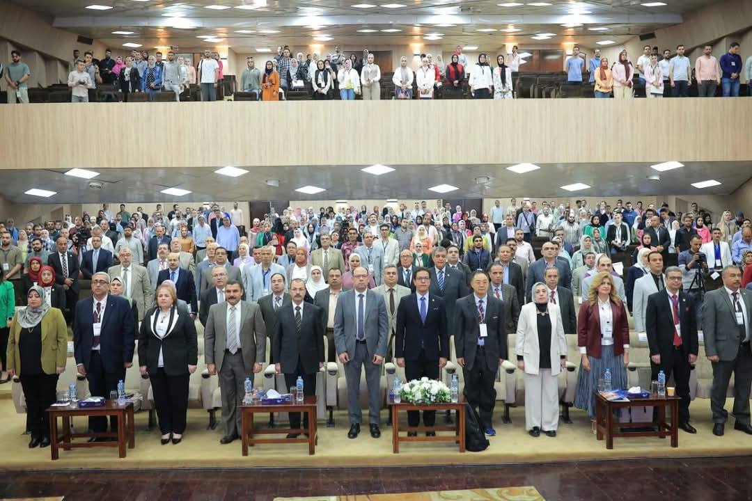 افتتاح فعاليات المؤتمر الرابع لطلاب الدراسات العليا في مجال العلوم التطبيقية بجامعة بنها