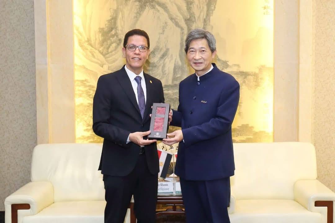 President of Benha University met with President of Huazhong Agricultural University