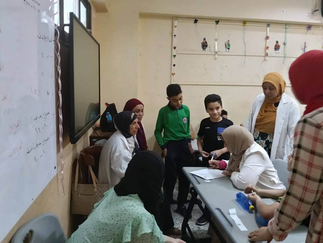 Medical Examination for 145 Cases: Benha University Continues Its Medical Convoys in Kalyobiya Schools