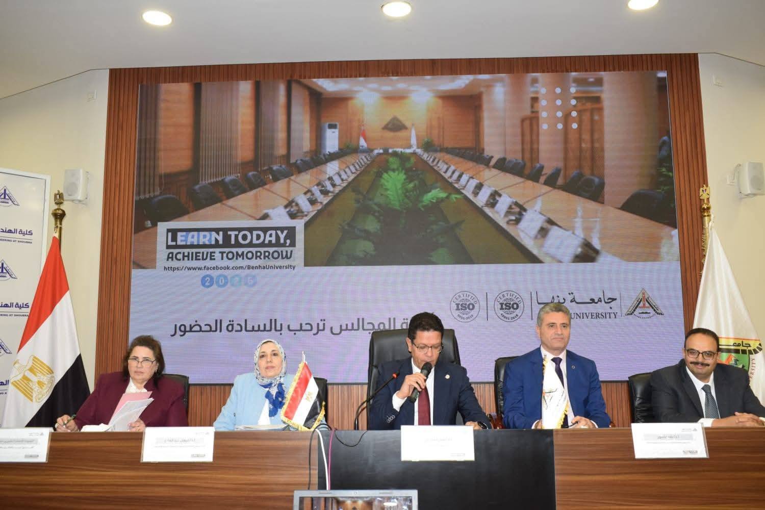 خلال رئاسته مجلس جامعة بنها: 