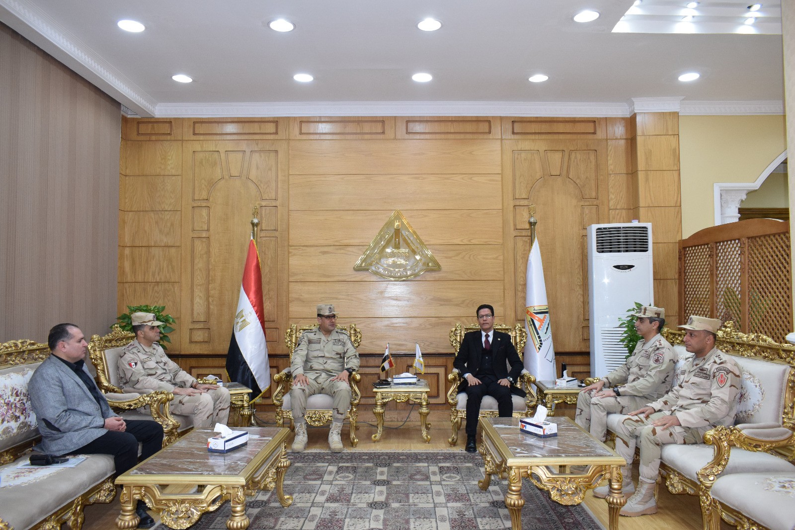 Benha University President Welcomes the New Military Advisor for Qalyubia Governorate