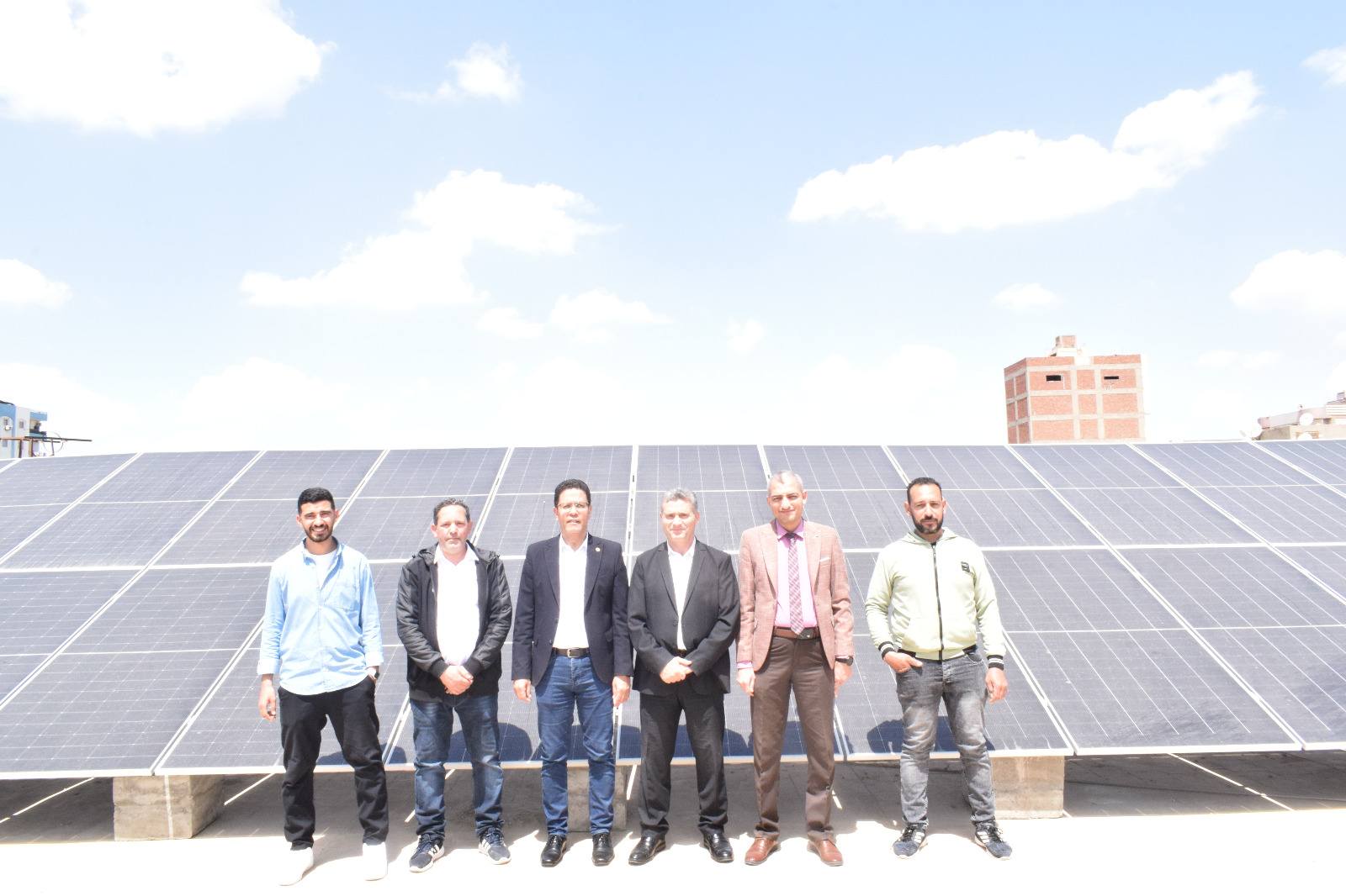 President of Benha University Witnessed the Connection of the Photovoltaic Solar Power Station to the University's Administrative Building with the Public Electricity Network