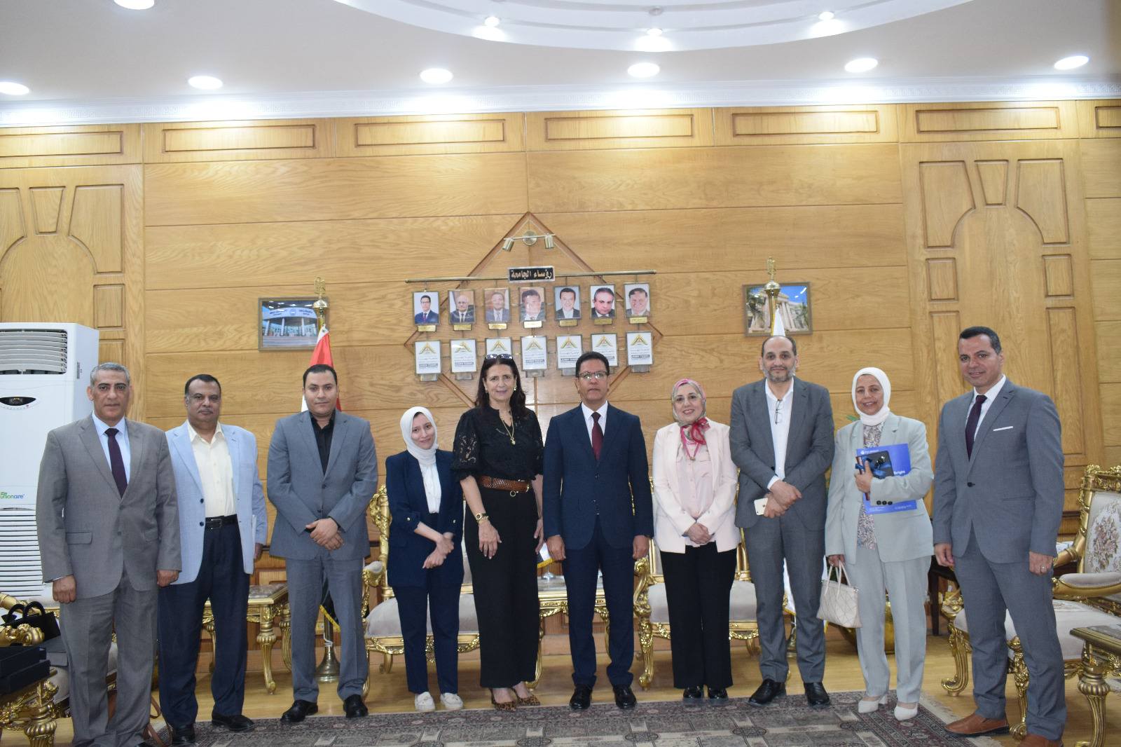  President of Benha University Receives the Executive Director of Fulbright Egypt