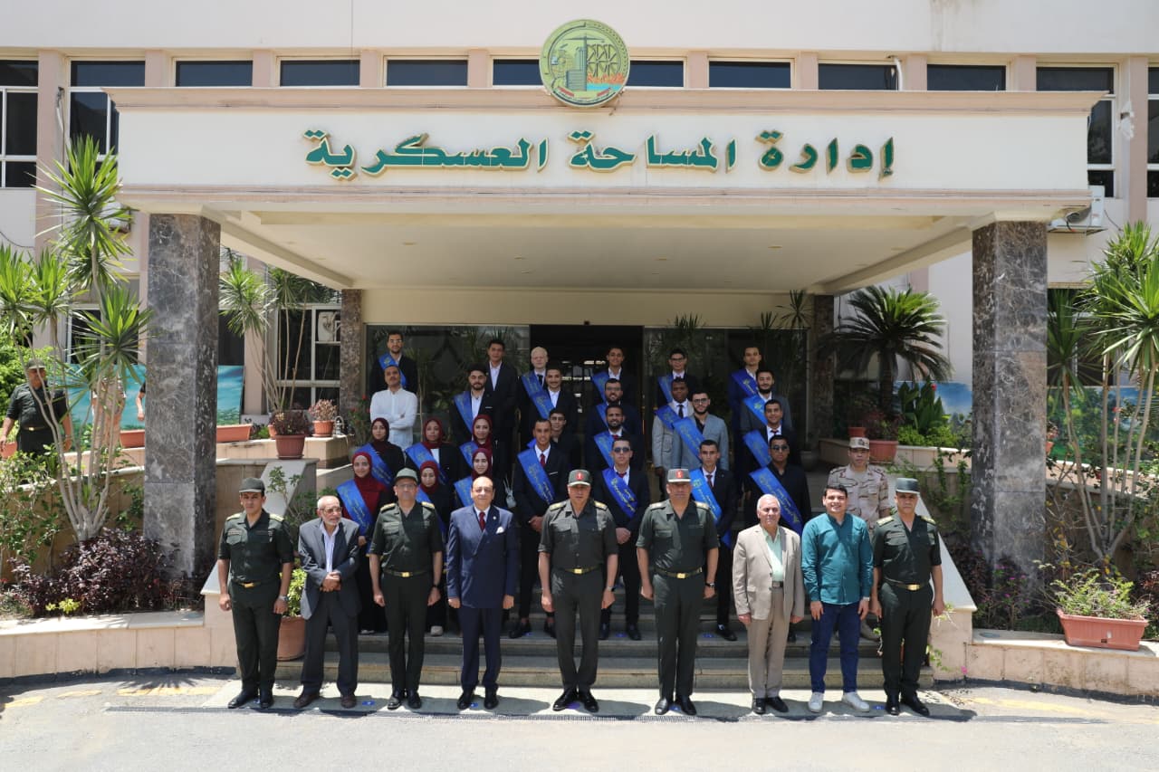 جامعة بنها تنظم زيارة ميدانية لطلابها لإدارة المساحة العسكرية لتعزيز الوعي بالمشروعات القومية