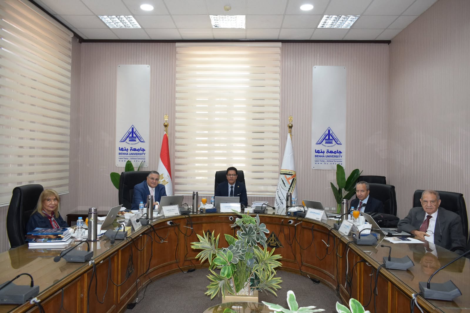 President of Benha University Chaired the Committee for Selecting the Dean of the Faculty of Science