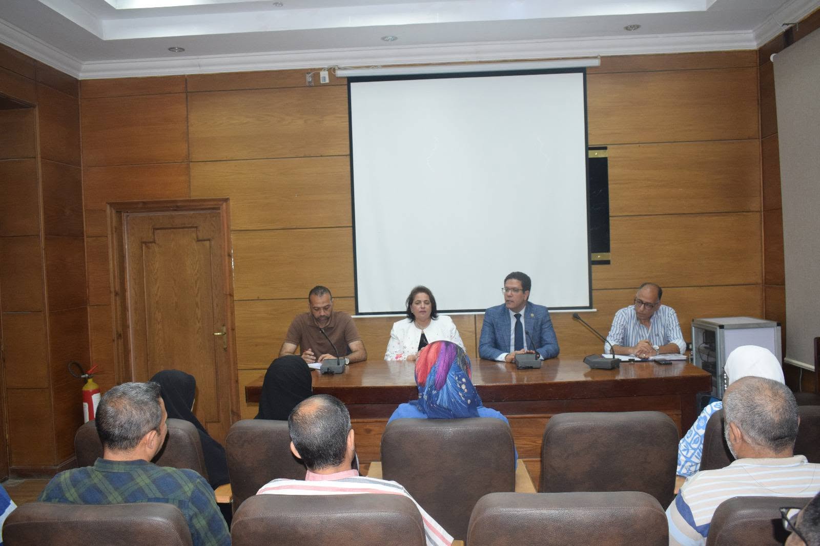 رئيس جامعة بنها : التحول الرقمي بالمخازن يعزز كفاءة الأداء ويحافظ على المال العام 