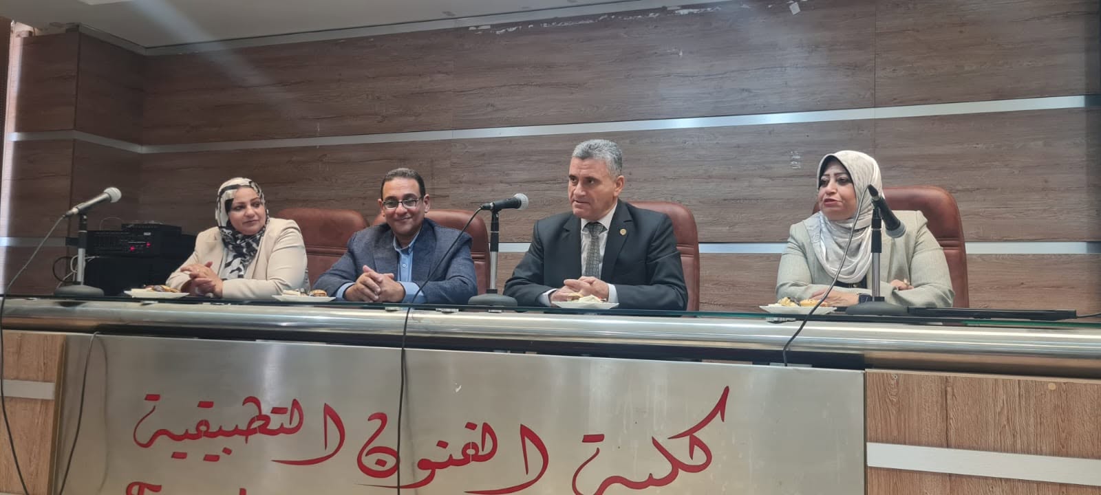 Vice President of Benha University for Community Service inaugurated Introductory Workshop on the National Initiative for Smart Green Projects at the College of Applied Arts