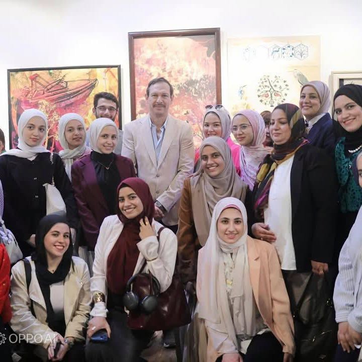 كلية الفنون التطبيقية بجامعة بنها تشارك في معرض 