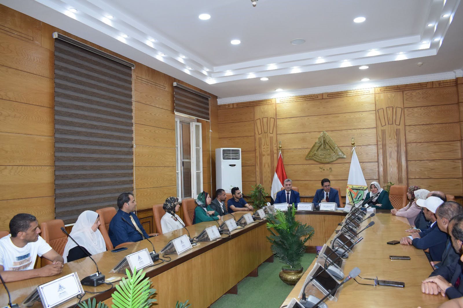 رئيس جامعة بنها : الاستثمار في العنصر البشري ركيزة أساسية للتميز الأكاديمي والتطوير المؤسسي