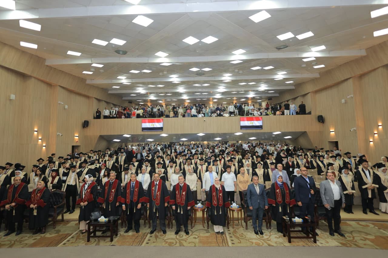 Benha University Organizes Graduation Ceremony for New Cohort of Shoubra Faculty of Engineering Students