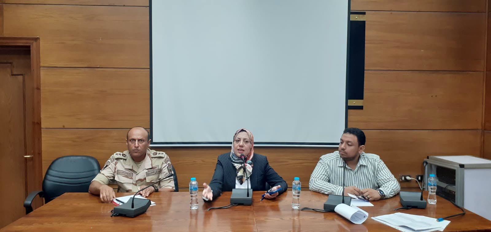 Vice President of Benha University for Postgraduate Studies Discussed the Regularity of Military and National Education Courses and Enhancing Electronic Registration Mechanisms