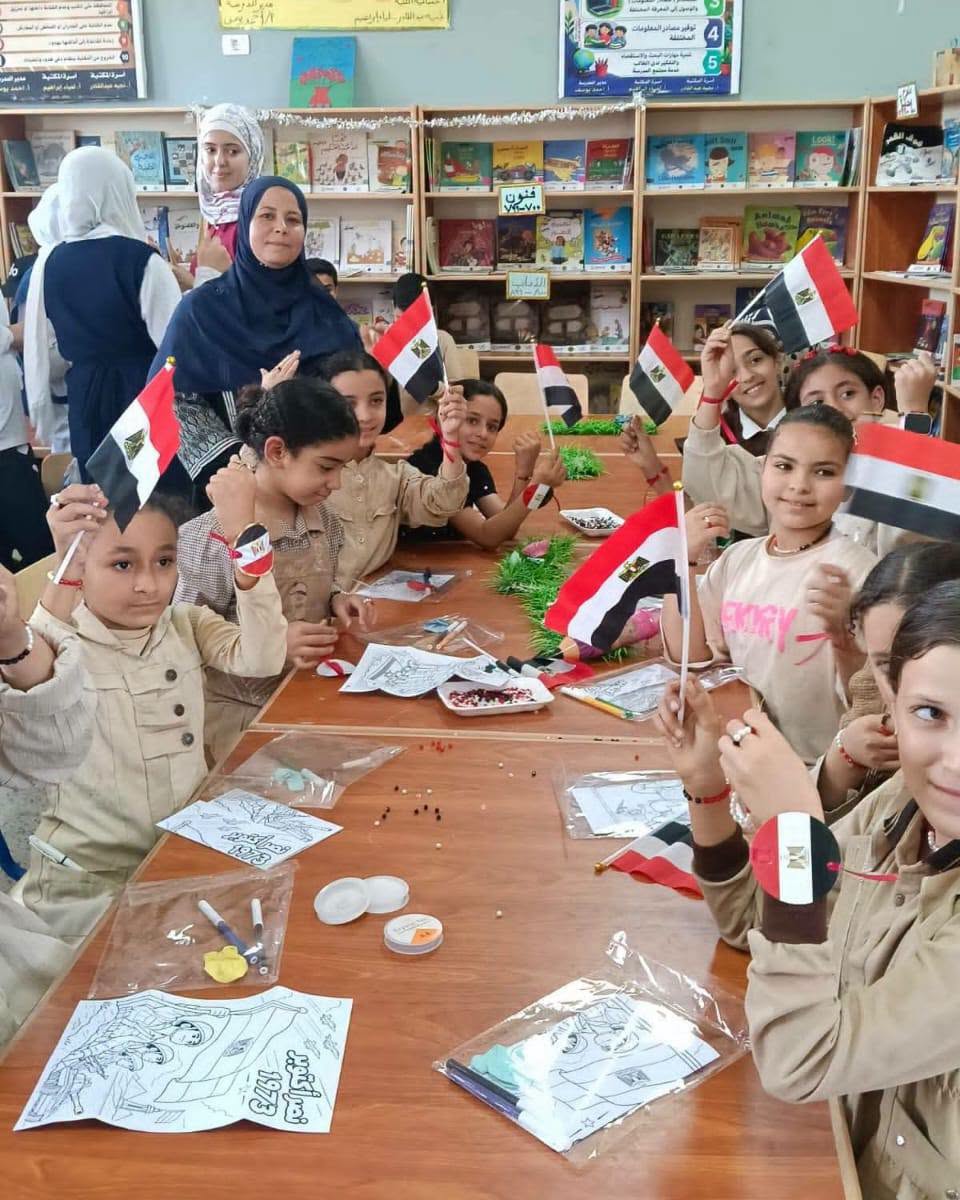 Banha University Organizes Handicrafts Workshop for Students of Atef El-Gabaly School in Zawyet Beltan, Toukh