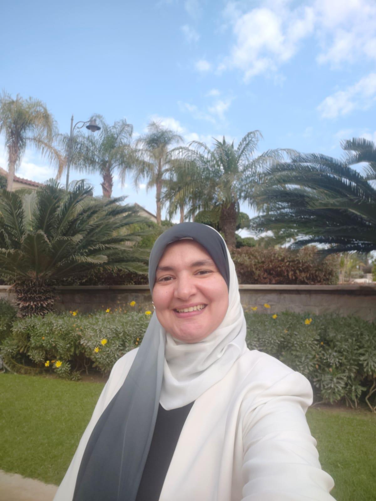 Aziza Ali Benha University | Staff List